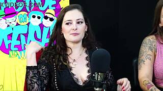 bota no cuzinho e nao tira bem devagarinho - foxy