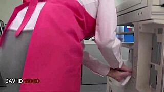 Oh, Chihiro Akino's hardcore blowjob ends in creampie!