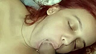 Me faz de putinha toda hora vem mete o pau na minha boca e come minha buceta quando bem entende