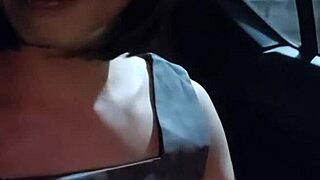 shemale peeing outdoors!