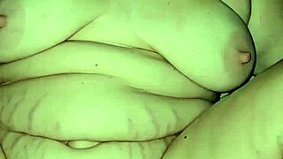 i'm cumming so fast from that hot milf ass play oh god