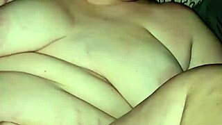 i'm cumming so fast from that hot milf ass play oh god