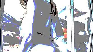 Weekend at ski resort features leather-clad beauty in public