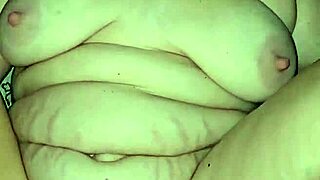 i'm cumming so fast from that hot milf ass play oh god