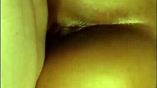 I adore these sexy ebony beauties up close.