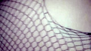 Mi morena sucks cock deep in blowjob frenzy