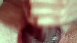 i-i need that huge cock cumshot so b-bad ugh