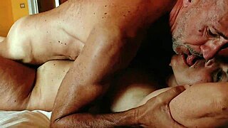 mature slut rims ass then takes hard pussy pounding