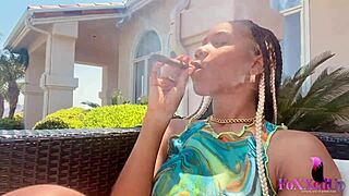 oh fuck... jenna foxx smokin' while rubbin' her big clit pussy outdoors
