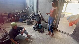 Bricklayer punishes whore's slippery pussy with hard desk fuck