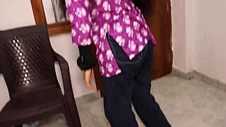 Shy Indian Girlfriend Bed Virginity Loss