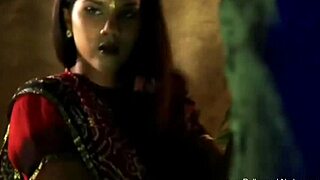 Intense Sensual Oriental Babe's Erotic Body Movements Experience