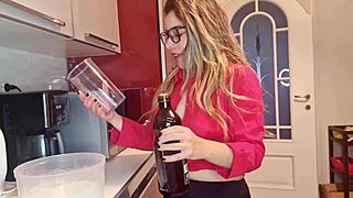 wanna see this deleted kitchen tit tease vid?