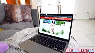 i couldnt resist suckin that horny brunette's throbbing cock pov