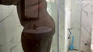 boss wife sneaks quickie bang in steamy bathtub