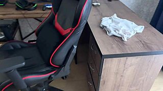 guy learns to fuck wet pussy till squirt creampie