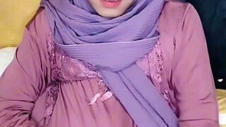 hijab crossdresser strokes solo arab style