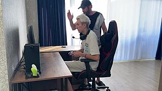 guy learns to fuck wet pussy till squirt creampie