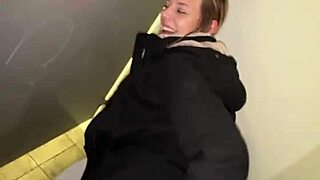 Kena tangkap tengah anal tapi terus hentam punggung isteri awam