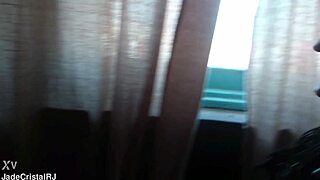 Intriguing trek through Morro do Vidigal in trailer 09