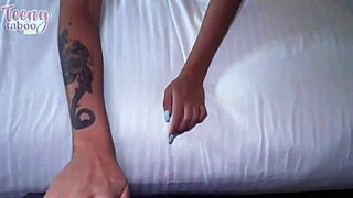 Huge Cock Stretches Gia Dibella's Cunt Creampie