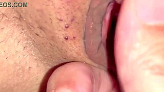 hey peep this amateur pink pussy post-virginity glow