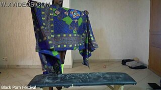 dark skin skinny beauty spreads her tight pussy wide