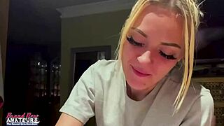 PETITE BLONDE MILF RUBS NIPPLES AND FINGERS TIGHT TWAT DEEPLY