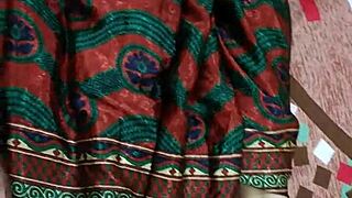 south indian couple's saree-clad homemade creampie quickie fuck!