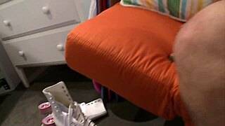 india summer spots that young cock and just has to ride it hard on the bed.