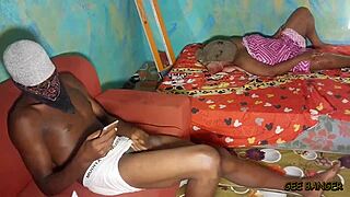 EBONY QUEEN GETS POUNDED BY BIG BLACK COCK AMATEUR STYLE!