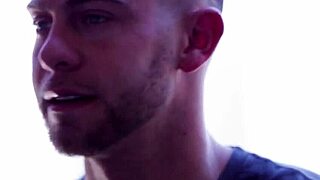 Damn, that classy cougar gets spooned hard after wild cockriding session!