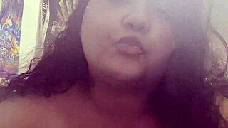 wanna see me twerk in thong till i soak it? ~ariana