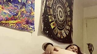 wanna see me twerk in thong till i soak it? ~ariana