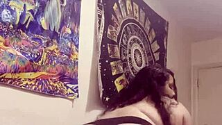 wanna see me twerk in thong till i soak it? ~ariana