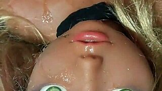 muñeca puta pendeja begs for rough street pounding and cum 😜🍆