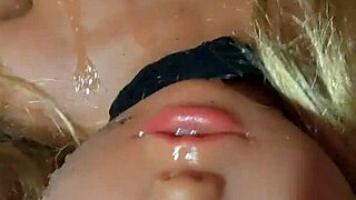 muñeca puta pendeja begs for rough street pounding and cum 😜🍆