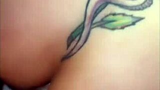 una venezolana dice who's better: quiteño or guayaco big cock lover? 😏🍆