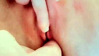 he sucked my pussy until i came hard