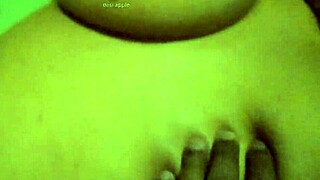 Delhi girlfriend's hot sextape with friend 🔥😈 homemade fun