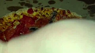 I stuff ice cream chocolate pizza deep in my arabic pussy craving bbc