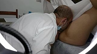 GYNEOLOGIST FUCKS HOT PATIENT DURING INTENSE EXAM SESSION!