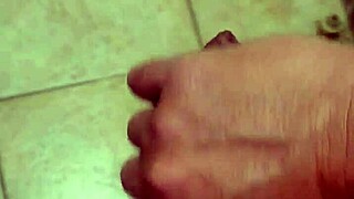 my steamy solo handjob session