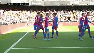 valencia crushed as barcelona dominates 2-4 thriller