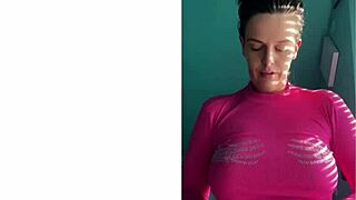 Bouncing Big Ass on Lucky Face Destresses Perfectly