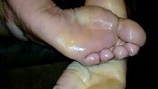 oiled big booty solo anal play with feet soles exposed