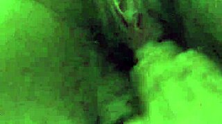 juicemyanal fingers gaping hairy pussy to massive squirt!