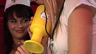 diana gold kristi klenot fucked hard on stripper stage