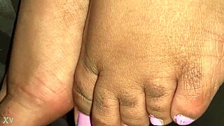 Hey, wanna peek at these sexy ebony feet hidden candidly?