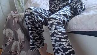 elza kom's nylon tights ignite steamy fetish worship frenzy